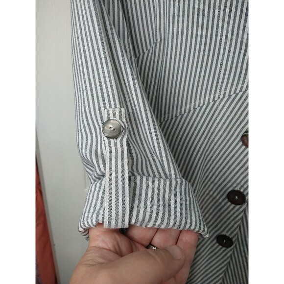 John Mark Woman M Tunic Shirt Grey White Striped Roll Tab LS V Neck Asymmetrical - Picture 7 of 11